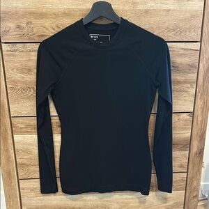 Figs Seamless Black Top worn only a few times. Great condition